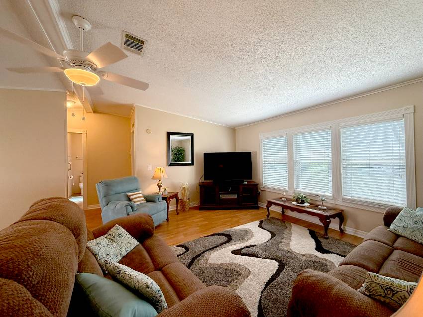 214 Hibiscus Way a Parrish, FL Mobile or Manufactured Home for Sale